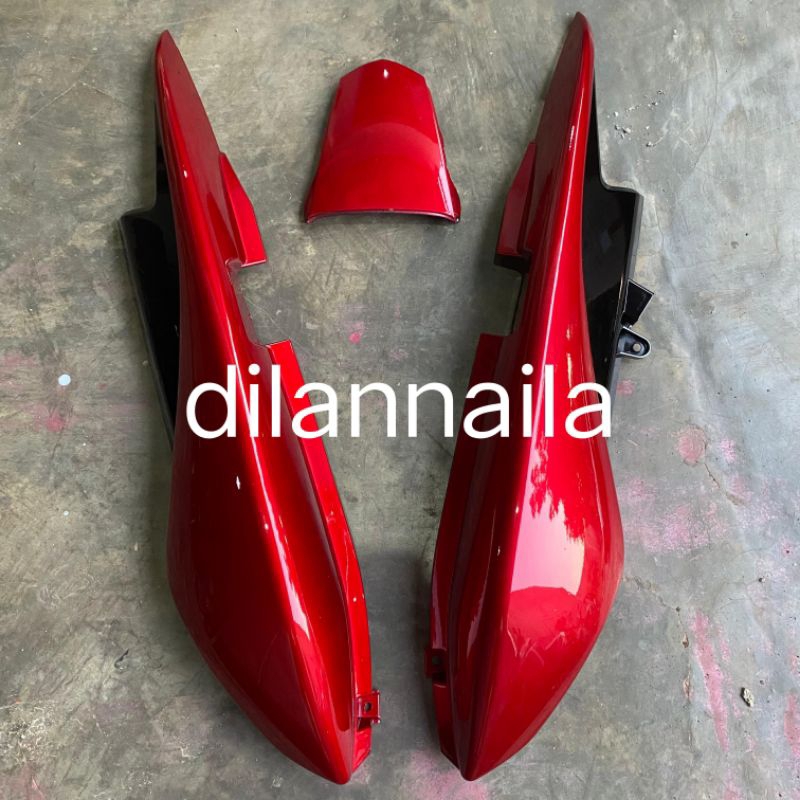 cover body kanan kiri Tiger Revo warna merah marun/bodi Tiger Revo plus Sambungan bodi