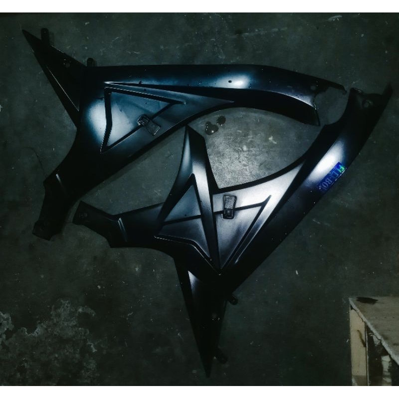 Cover Frame Rangka Kanan Suzuki GSX R150 Original Bekas