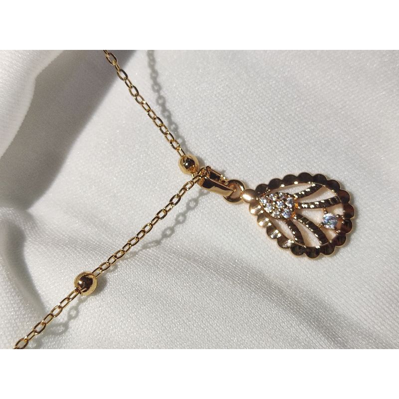 Kalung Titanium wanita dewasa terkini model daun permata Titanium