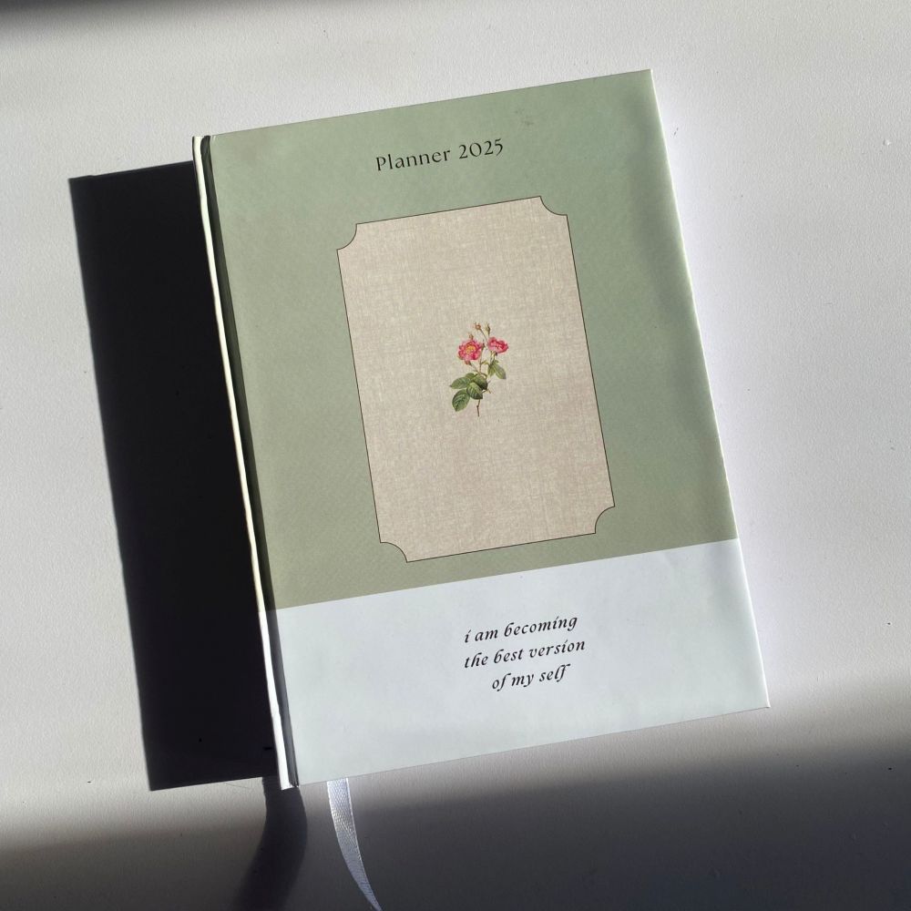 

RUANG MELANGIT Planner Book A5 / Buku Journal Agenda 2025