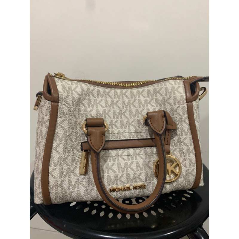 preloved mk carine xs