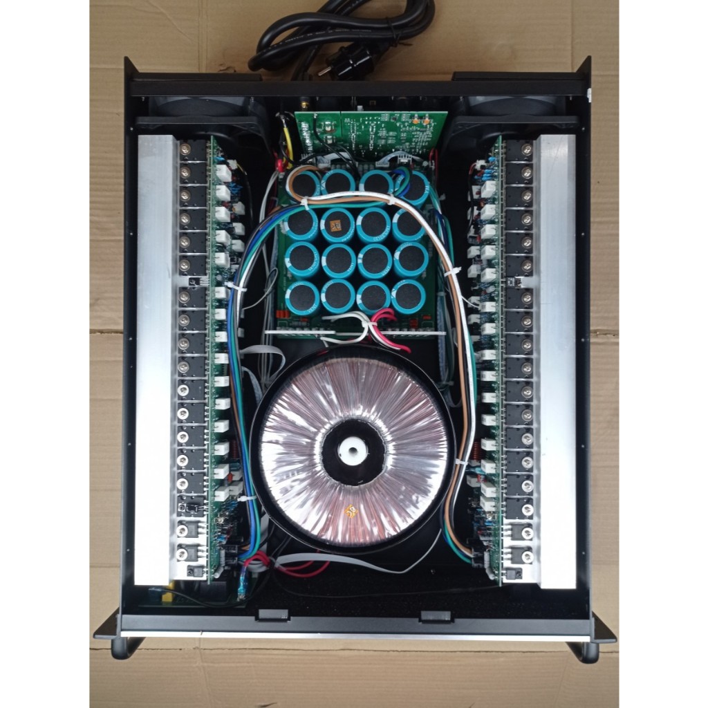 Power amplifier Pasline PL 1800 original pasline / PL -1800 / PL1800