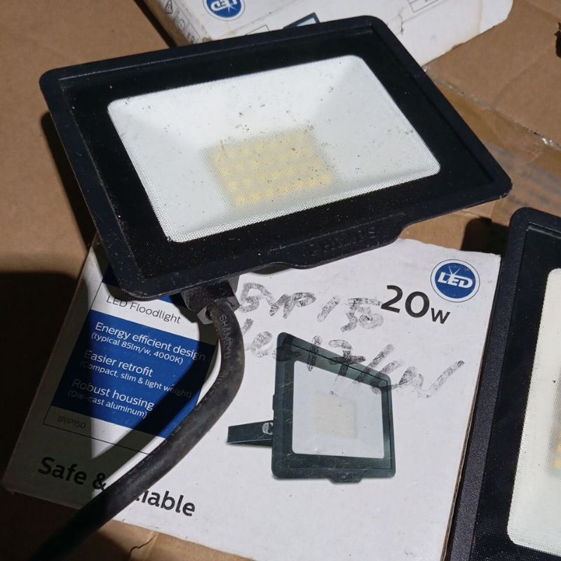 lampu tembak Philip mati 20watt / 30w