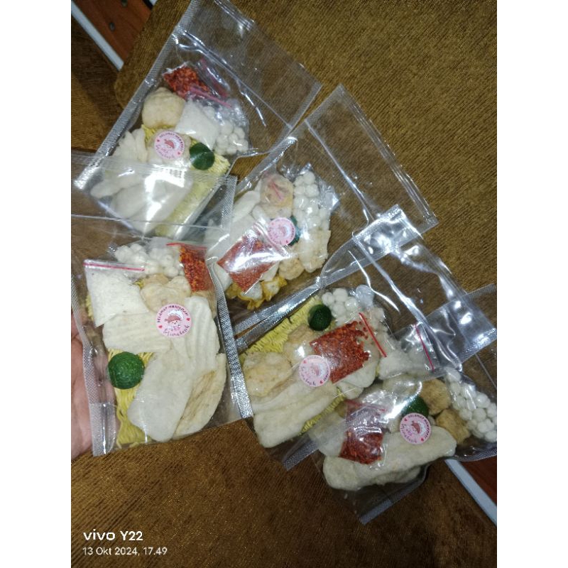 

Paket Reseller 5pcs Cuanki Instan Kuah Pedas