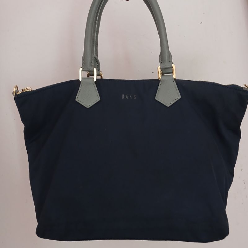 Sling Bag Nilon wanita DAKS LONDON