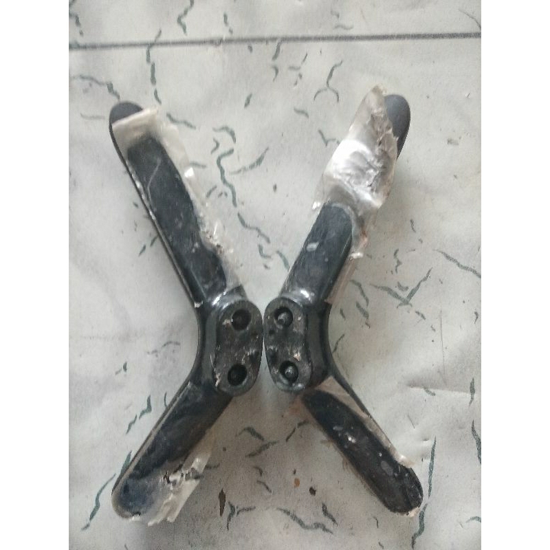 kaki tv led tcl 24b5