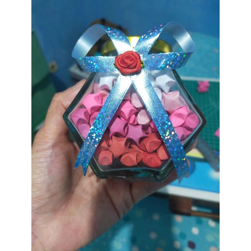 

Origami Bintang warna senada botol kaca hexagonal + giftbox kertas karton