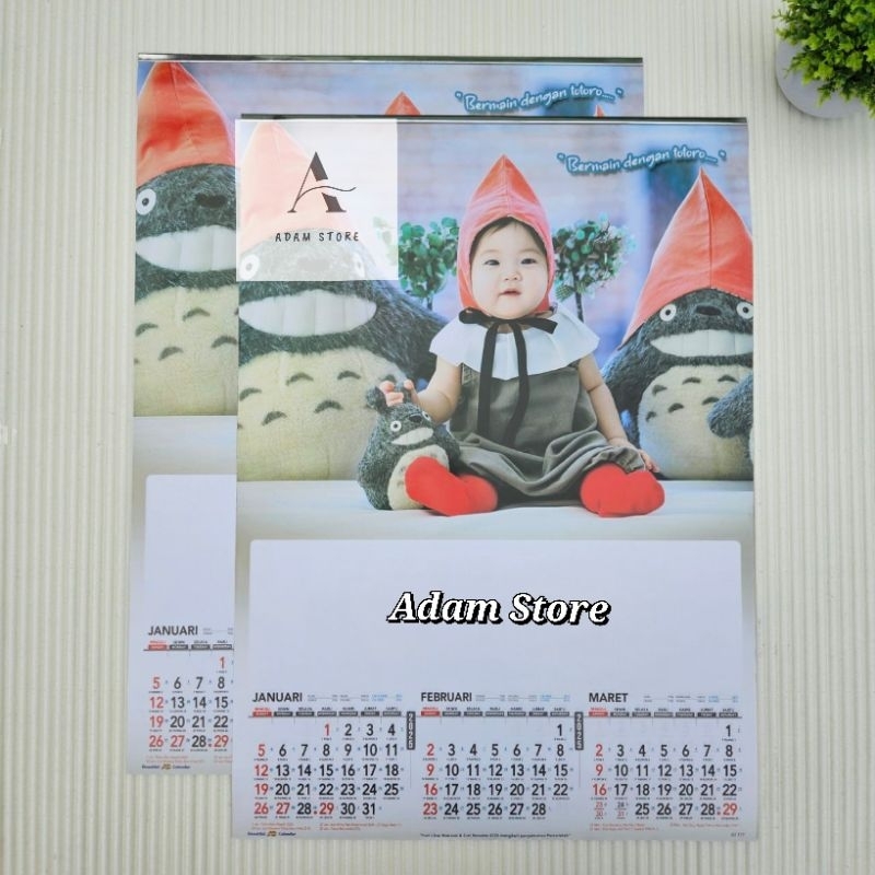 

kalender tahun 2025 4 lembar 3 bulanan ukuran 38x54cm gambar Baby buah hati A0 117(terima castume cetak merek)