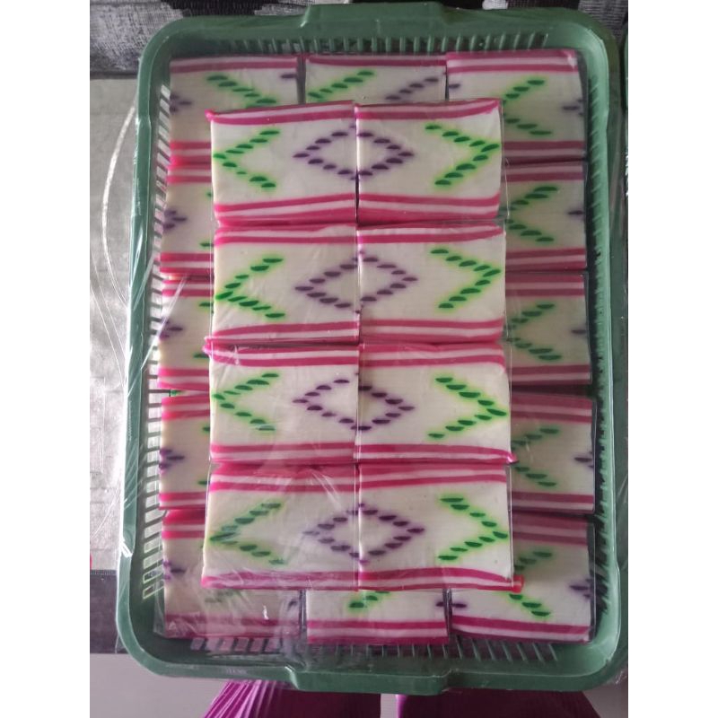 

Lapis Sarung tenun