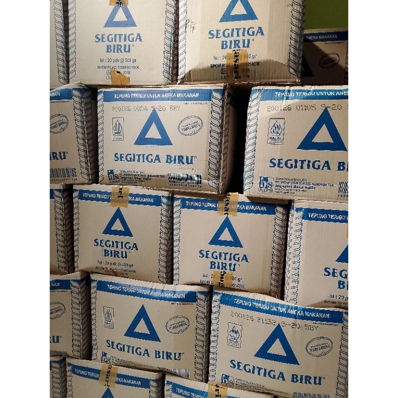 

tepung segitiga biru 500gram