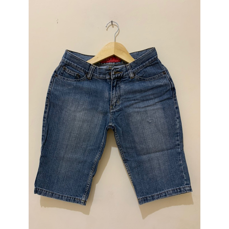 CELANA JEANS PENDEK LABEL9
