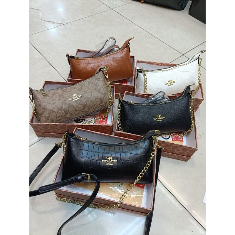 Tas Selempang Import Model Elengan Korea dengan Warna Hitam - Wanita