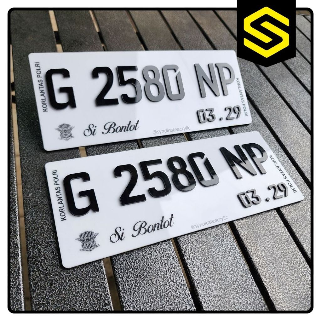 Plat Nomor Motor Akrilik Putih Timbul Hitamv Font Terbaru Baut