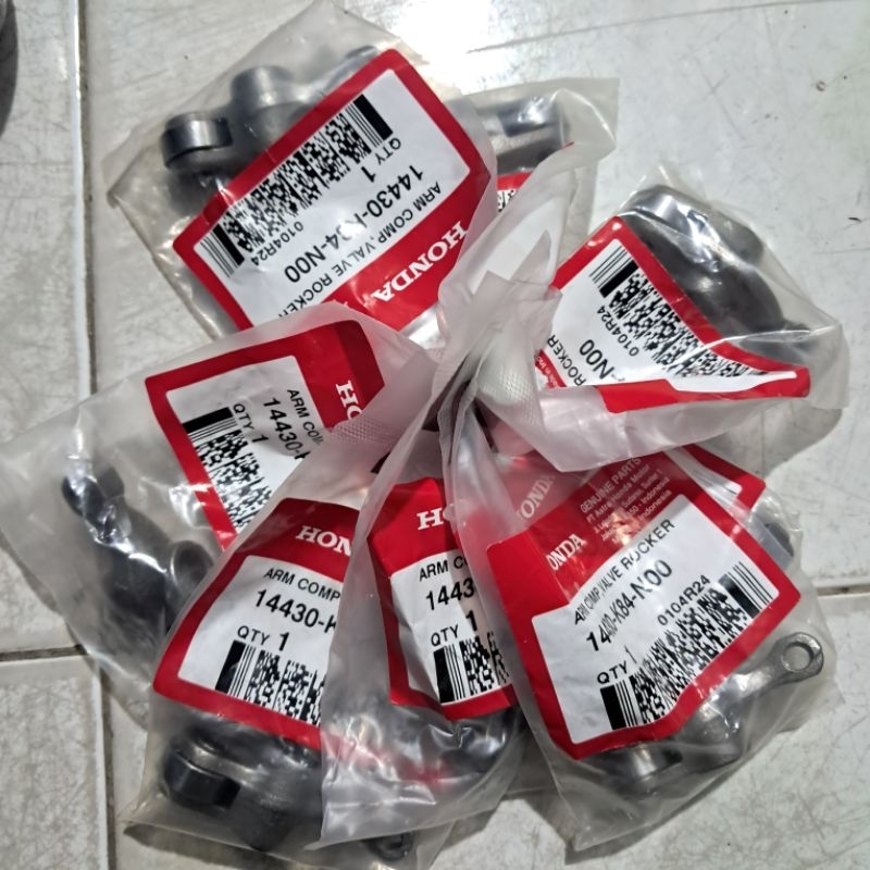 TEMPLAR IN out rocker arm pelatuk CRF 150 CB VERZA ORI AHM