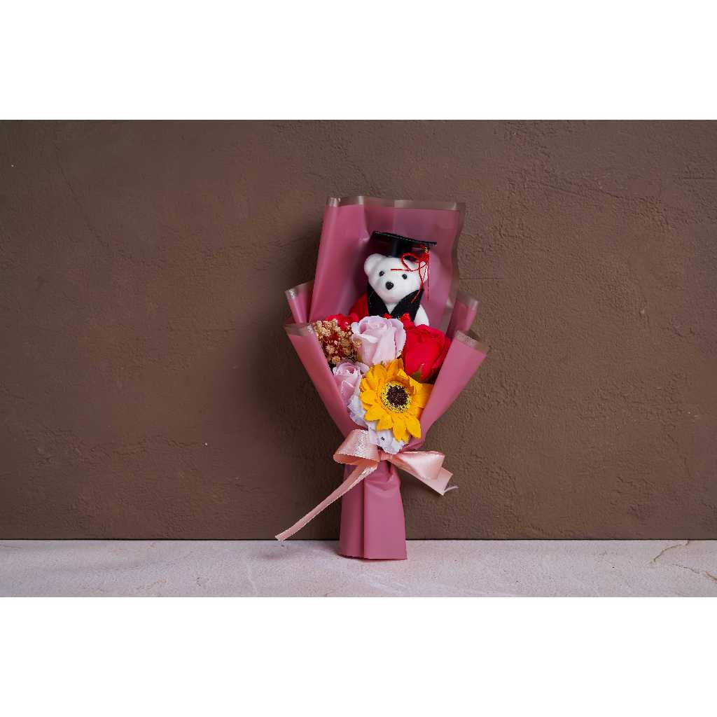 

Graduation Flower Bouquet