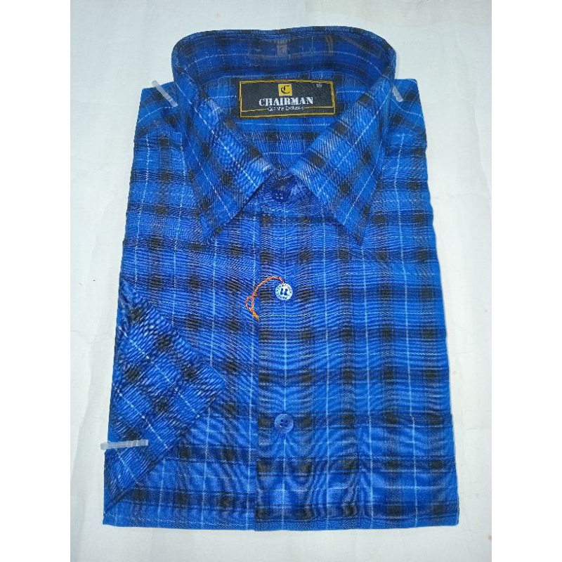 kemeja kotak Chairman