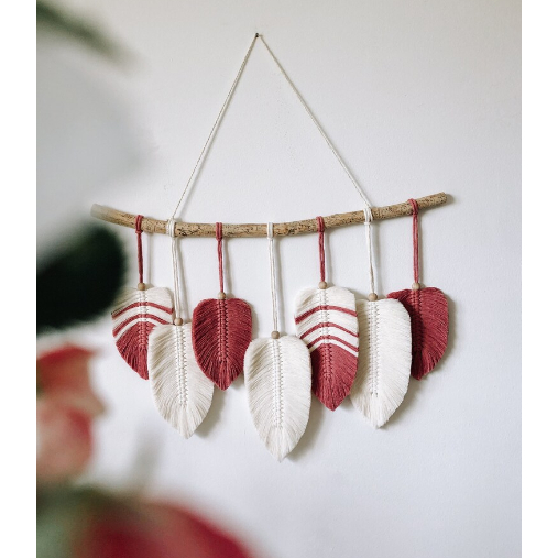Daun macrame beraneka warna hiasan dinding Bulu macrame warna-warni Daun macrame buatan tangan Hiasa