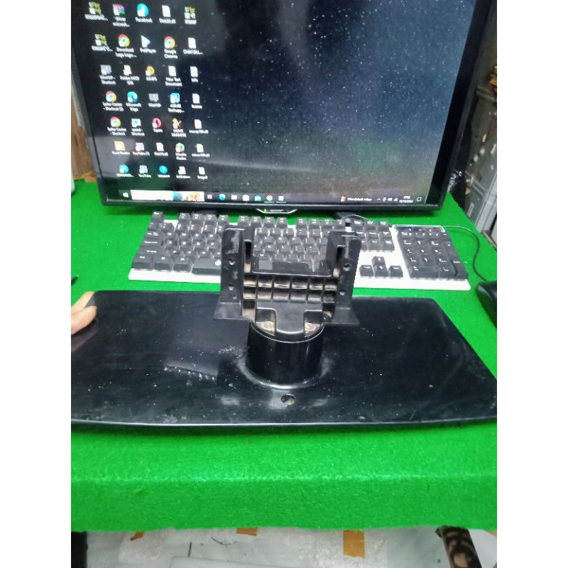 DUDUKAN KAKI TV LED LG 26LD330 - 26LD330 + BAUT