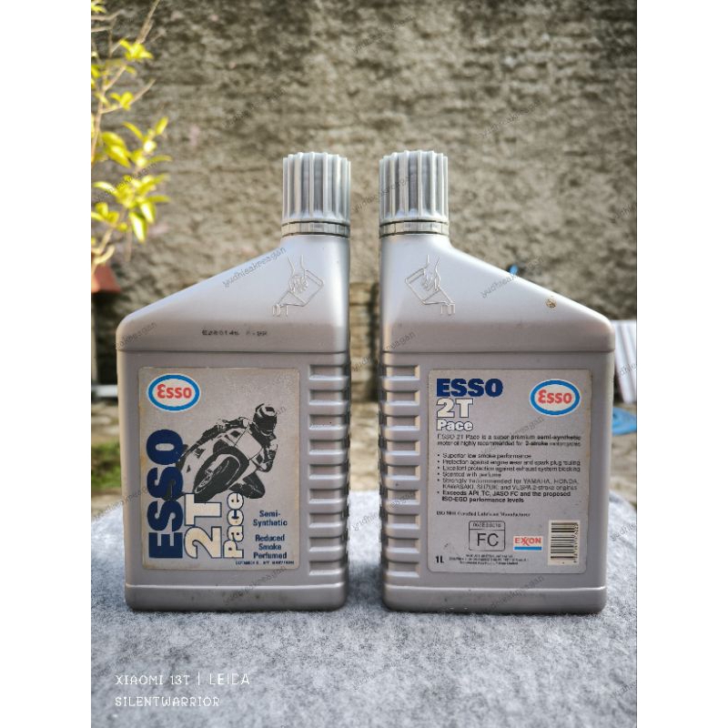 Oli samping Esso Pace 2T