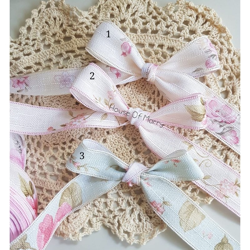 

PITA BUNGA VINTAGE PG-815 (JUAL PER YARD=90 CM)