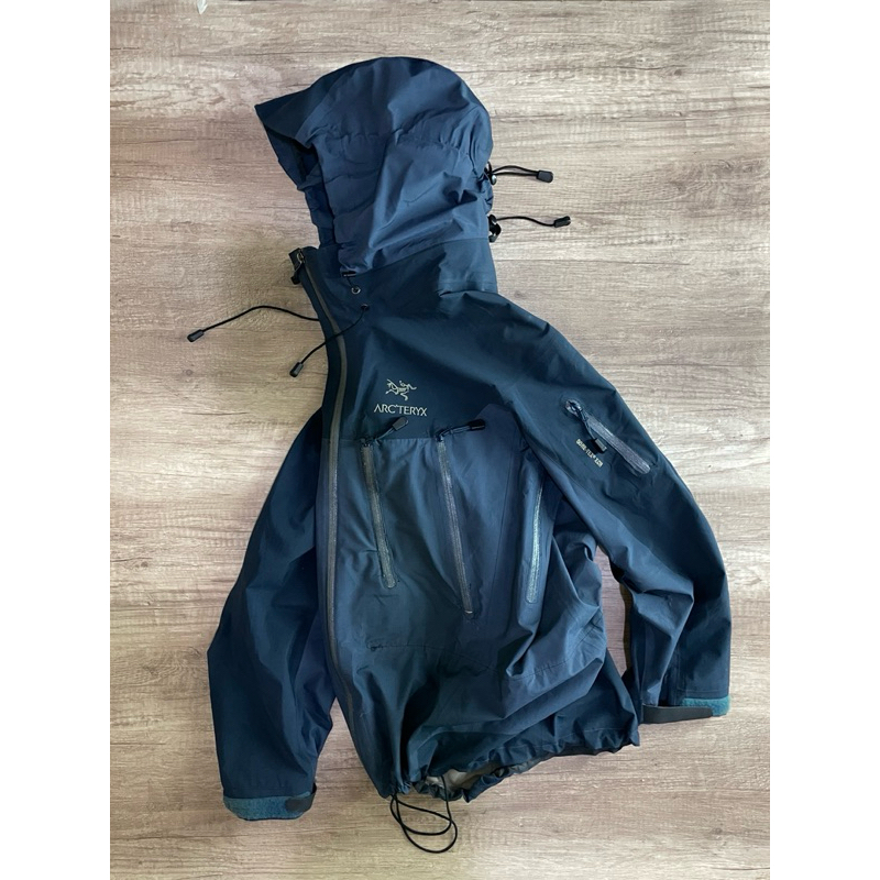 ARCTERYX THETA AR 2004