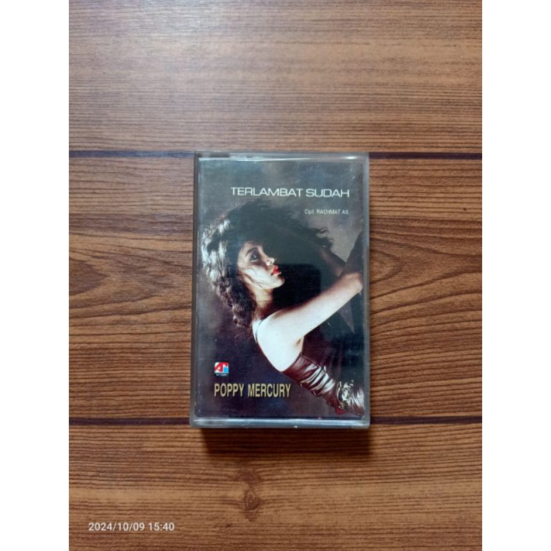 Kaset POPPY MERCURY Terlambat sudah