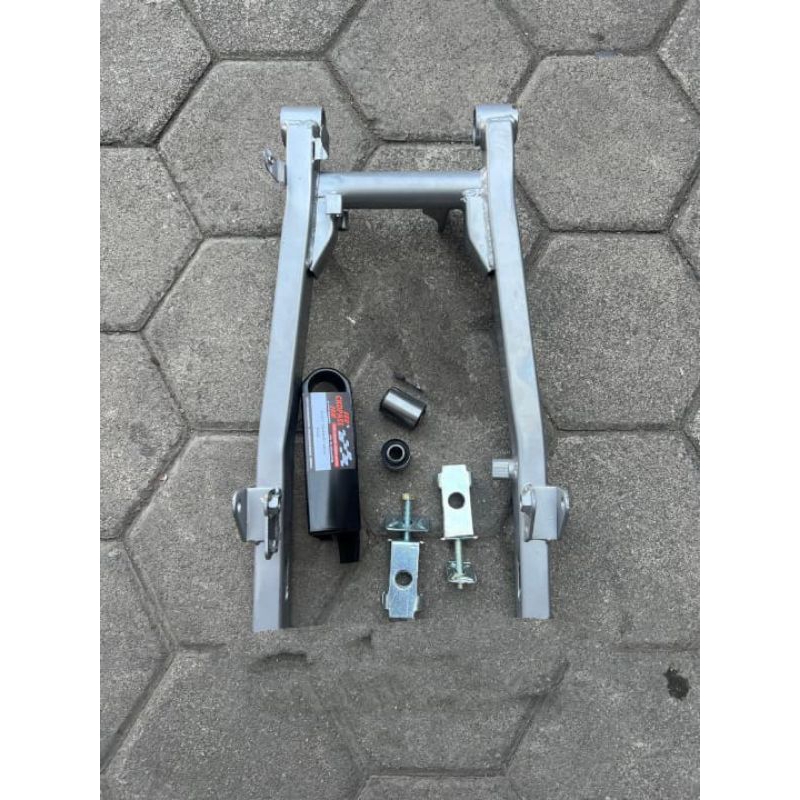 Arm kaze repro silfer sama dengan ori sett anting klem karet bosh rangka pnp cb gl gl100