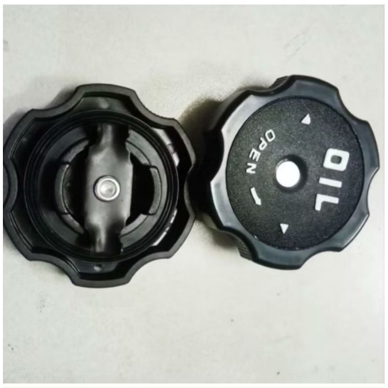 tutup oli mesin colt t120ss colt L300 bensin diesel