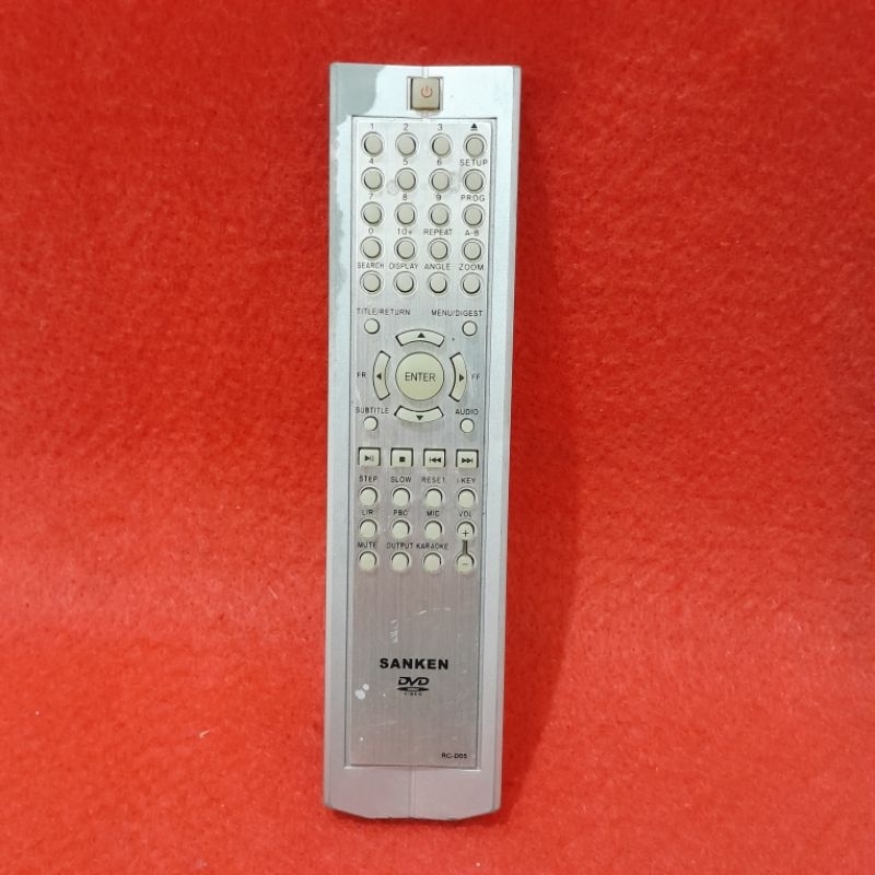 Remote DVD Player SANKEN Original Asli . Remote DVD RC - D05 .