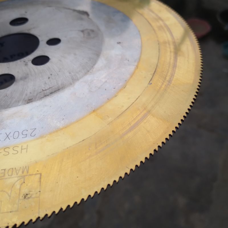 CIRCLE SAW HSS JULIA DMO5 DIA 205 Tebal 1,2mm Bahan Taji Bahan Bilah Bahan Pisau