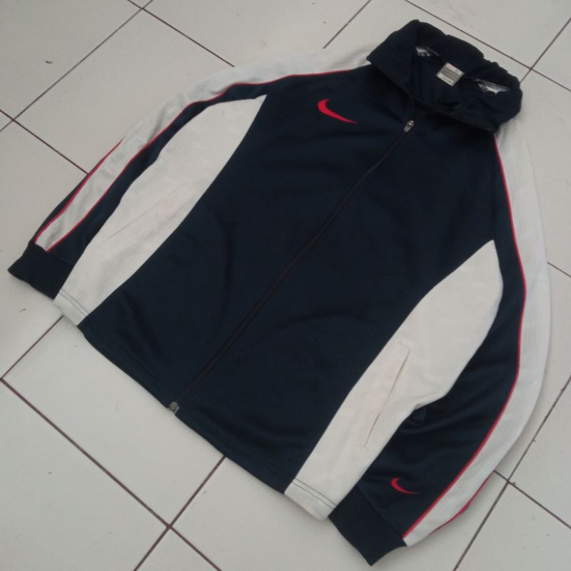 Jaket Tracktop Nike Second (Size XL)