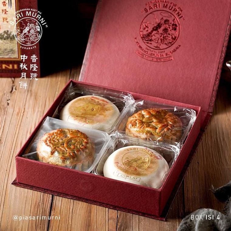 

Buy here SARI MURNI Kue Bulan Mooncake Tiong Chiu Pia Asli Surabaya