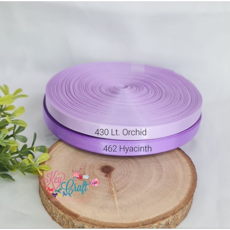 

(5yard)-Pita Satin import double side size 0,9cm gradiasi purple