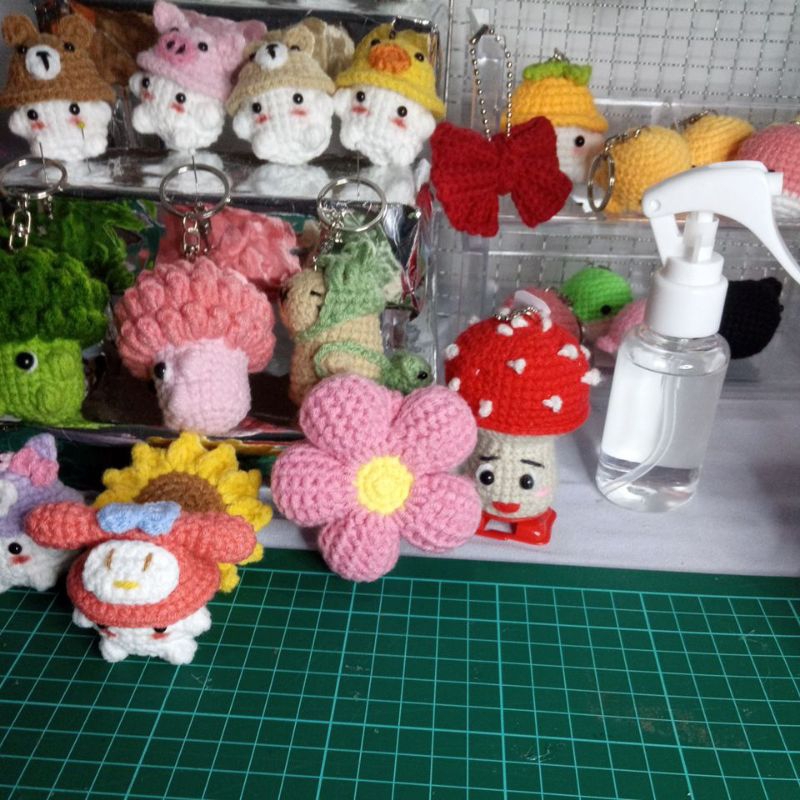 Bag charm Daisy Rajut