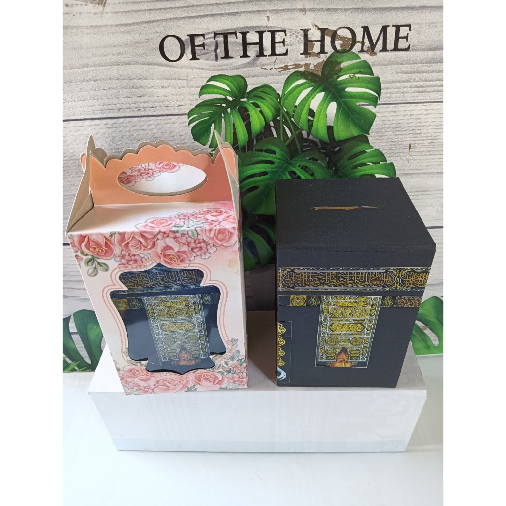 Arwana_Berry Souvenir Haji Umroh Celengan Miniatur Kakbah Tanpa Kunci