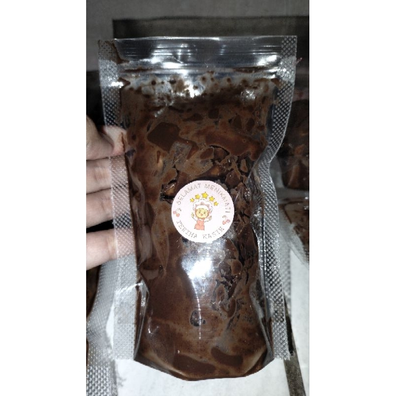 

KERIPIK PISANG COKLAT/ pisang Krispy full coklat lumer 210 gr (Murah)