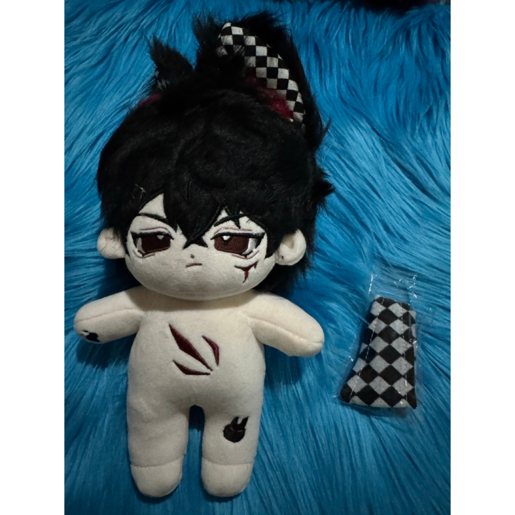 Non Attribute 7 20cm Doll
