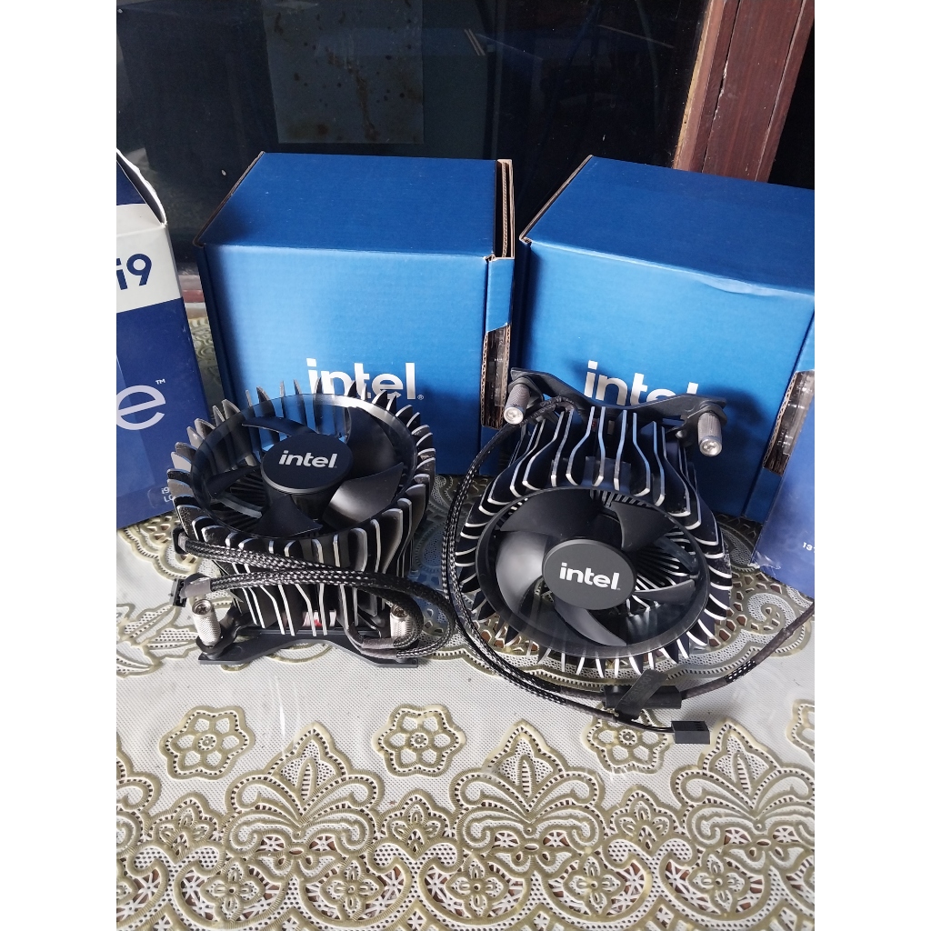 Intel Laminar RH1 Cooler (Heatsink Fan Core i9 13900)