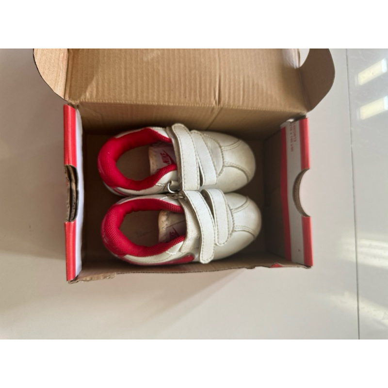 Preloved sepatu anak merek nike