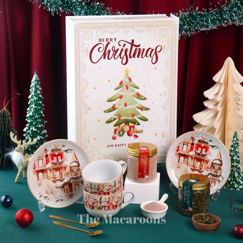 

Hampers Hardbox Premium Christmas / Parsel Kado Natal isi Cangkir Tea Set dan Kue Kering