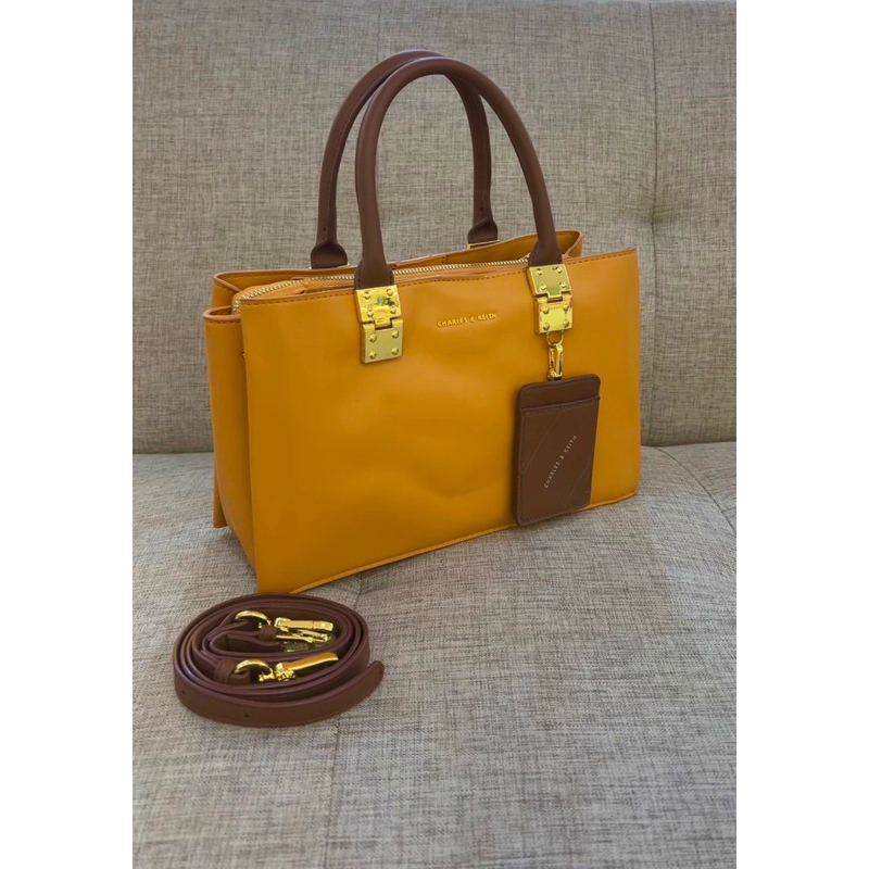 C TOP HANDLE STRUCTURED