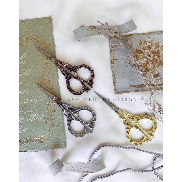 

ART X8O9 Gunting Vintage potong benang scissors wedding props photo shoot props vintage retro scissors chic shabby gunting vintage