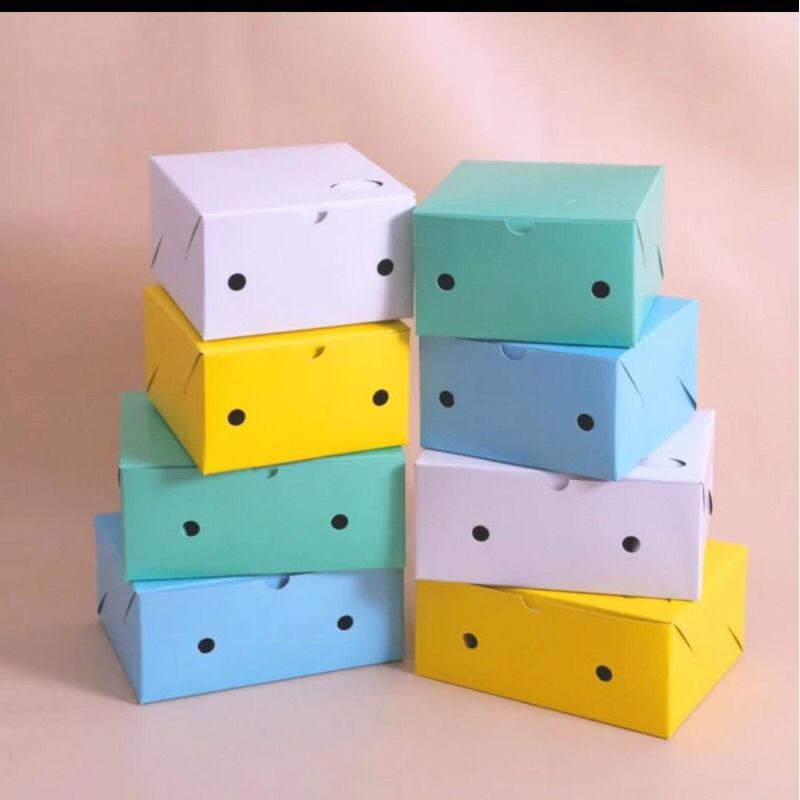 

Dus Snack Kotak Kue Cemilan warna mix 16x12x7 cm ( 100 pcs )