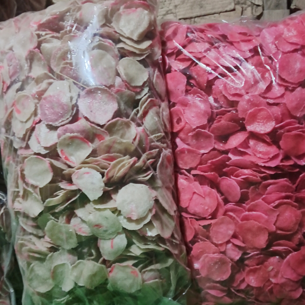 

Kerupuk mentah Iris Bulat kemasan 250gr