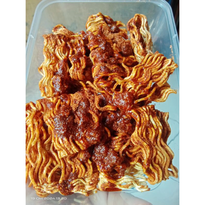 

mie kriting/mie kuning/mie bumbu basah/mie cabe rawit/mie bakso bumbu kencur, balado, jagung