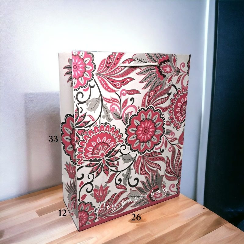 

Paper Bag 26x33 Motif Map