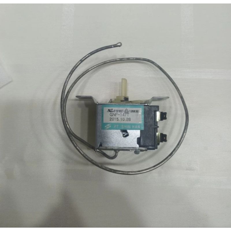THERMOSTAT TERMOSTAT KULKAS 2 PINTU TOSHIBA GNF-147T ORIGINAL