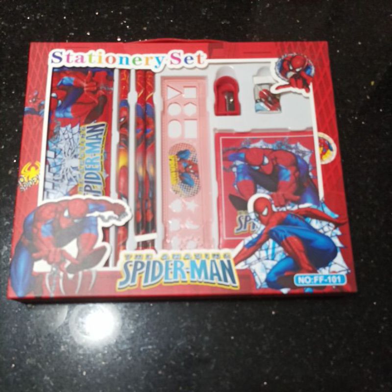 

Stationery Set Spiderman / perlengkapan sekolah