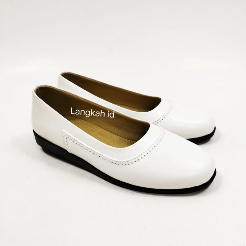 Sepatu Pantofel Wanita Putih Flat | Sepatu Perawat wanita