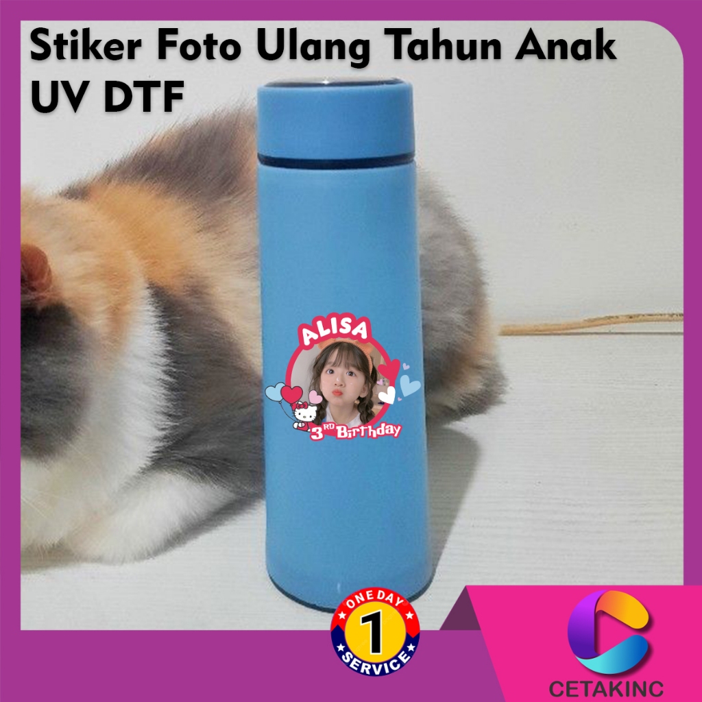 

Cetakinc - Cutting Stiker Souvenir Ulang Tahun Timbul Permanen Foto Anak UV DTF Anti Air
